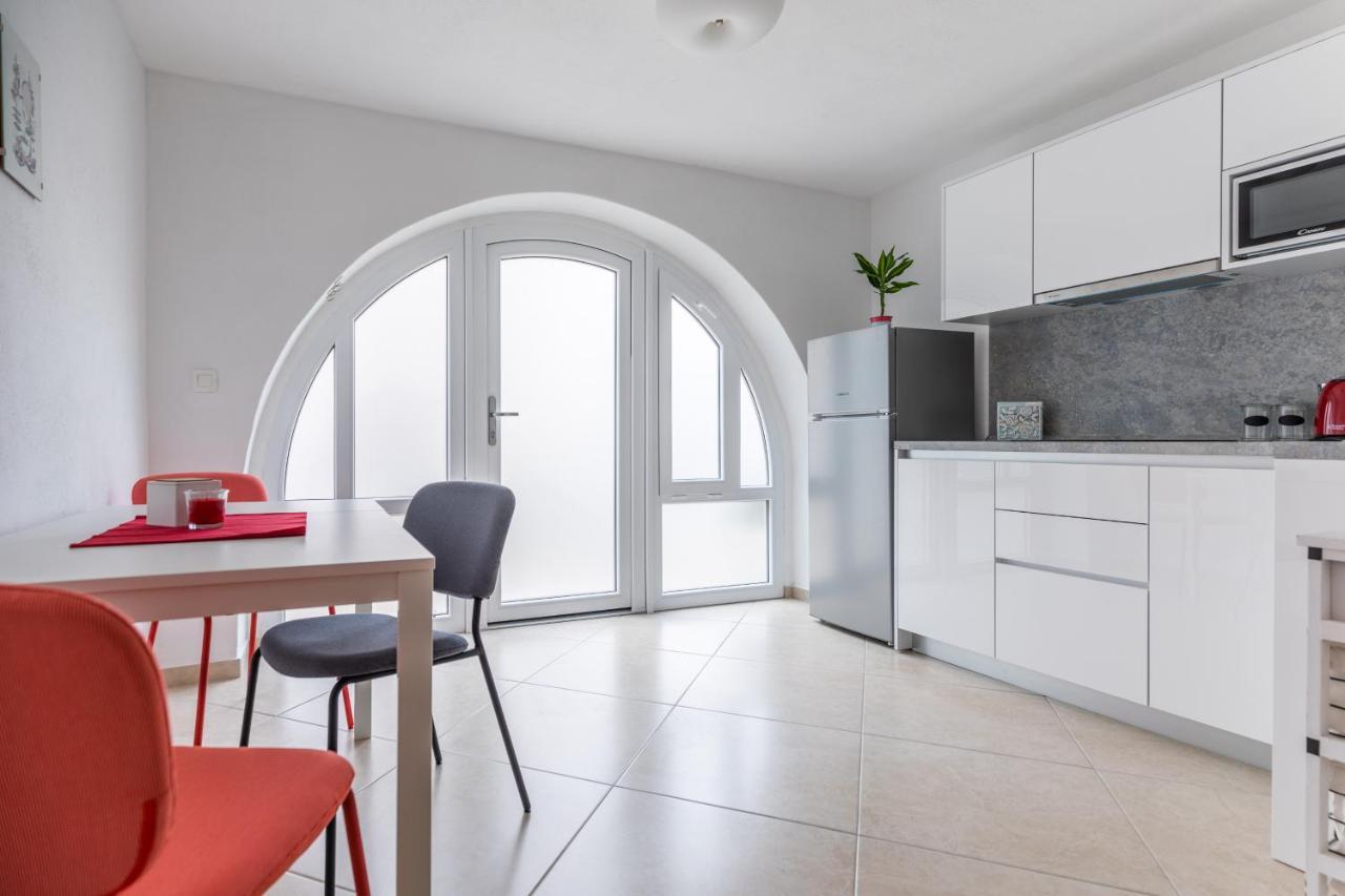 Apartman Otto Punat Buitenkant foto